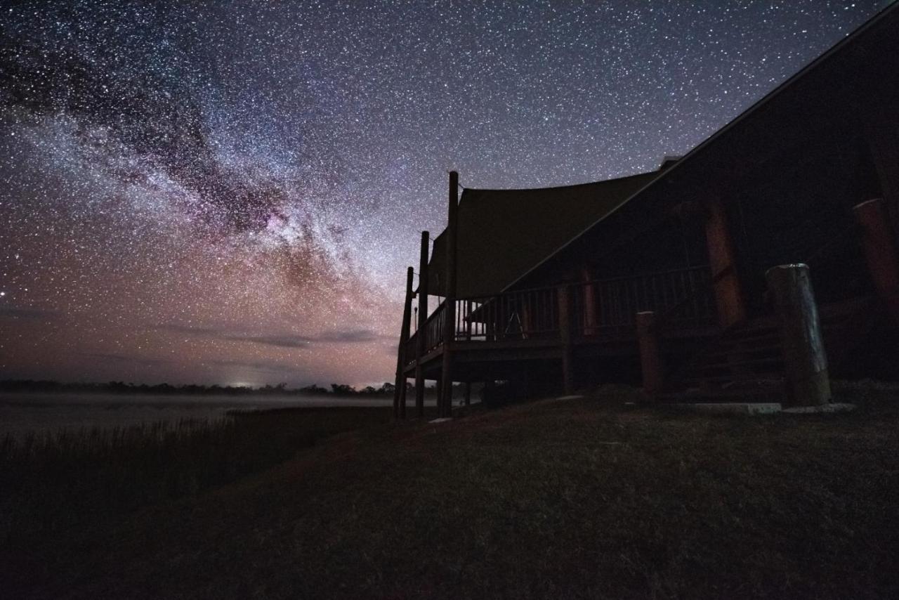 Wild Nature Lodge, Mareeba Wetlands Biboohra Bagian luar foto